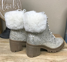Load image into Gallery viewer, Sparkle and Glitter outdoor Boots for women by Very G