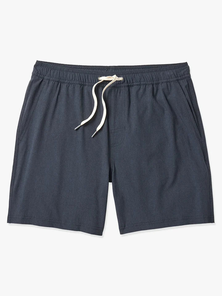 These all-purpose athletic style with an 8-inch inseam is the ultimate in comfort and all-day versatility. With the look of casual cotton shorts, the One Short’s flexible and quick-drying fabric can effortlessly transition from swim to sun to an afternoon run. 