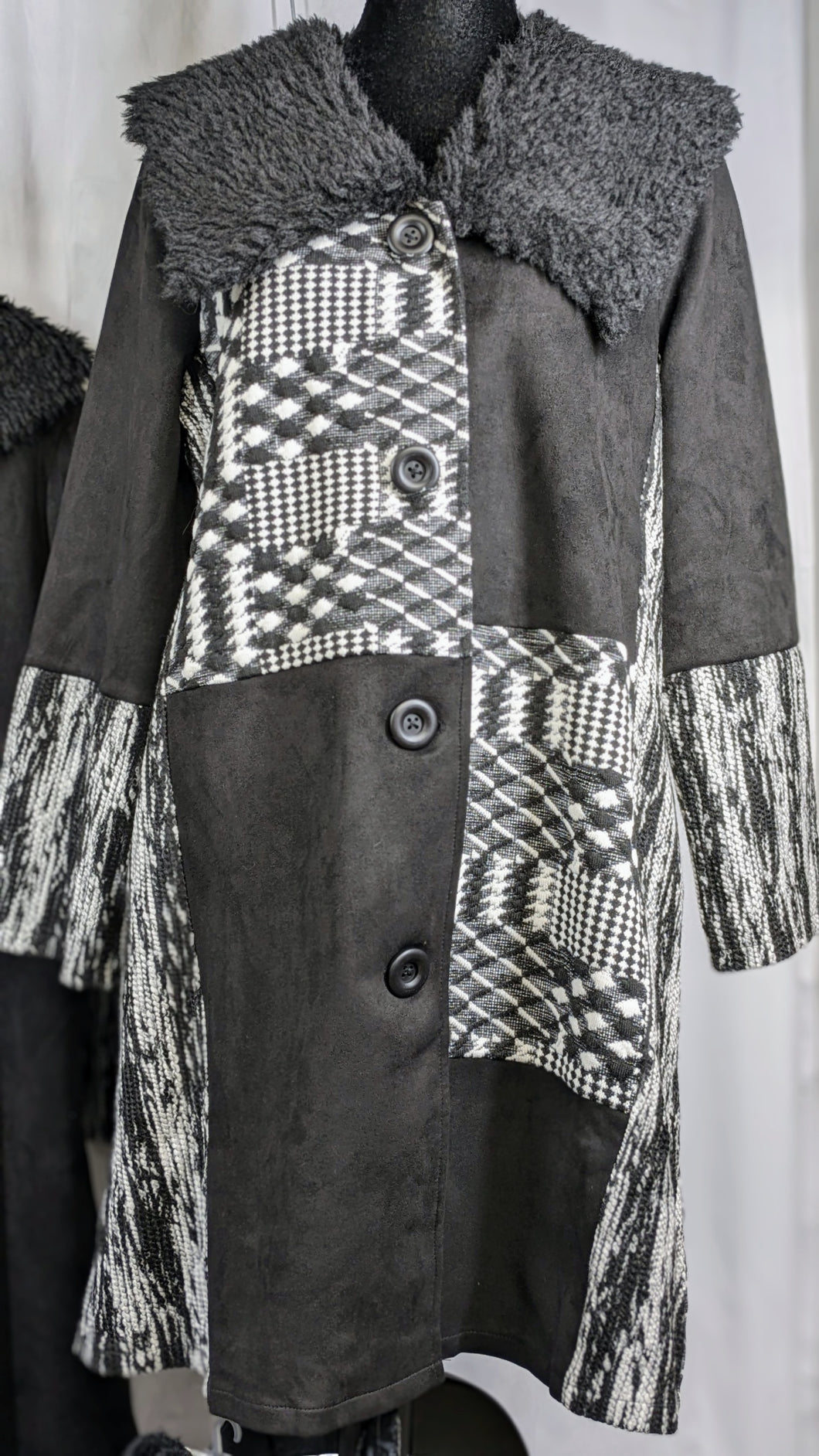 Dramatic Donna White - Black and White Print All Season Coat