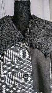 Dramatic Donna White - Black and White Print All Season Coat
