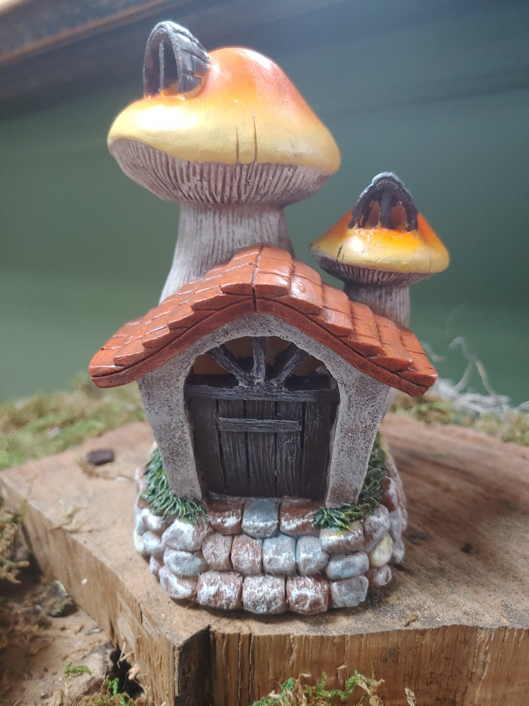 Miniature Mushroom Fairy Cottage with Solar Light