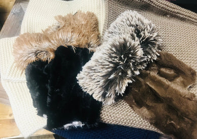Fox Cuff Fingerless Texting Gloves | Reversible Fox & Assorted Faux Fur