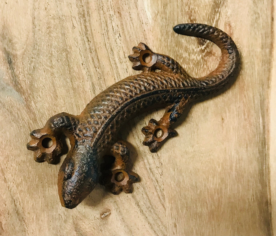 Mini Cast Iron Lizard or Gecko | Wall Hanger