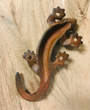 Load image into Gallery viewer, Mini Cast Iron Lizard or Gecko | Wall Hanger