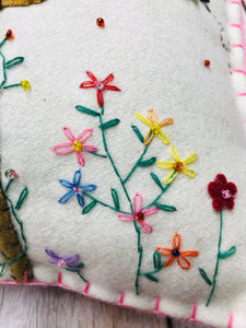 Decorative  Pillow Bees, Flowers and  Hives | Accent pillow