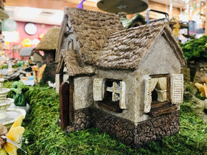 Tudor house | miniature fairy country cottage | MG340