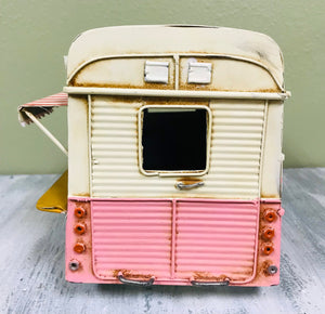 Nostalgic Pink Ice Cream Shop Metal Replica | Collectible Food truck | Retro Industrial Decorative Figurine