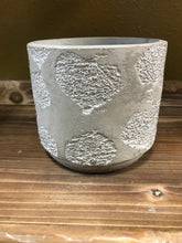 Load image into Gallery viewer, Embossed Aspen Leaf Nature Designed Concrete Cement Planter Pot