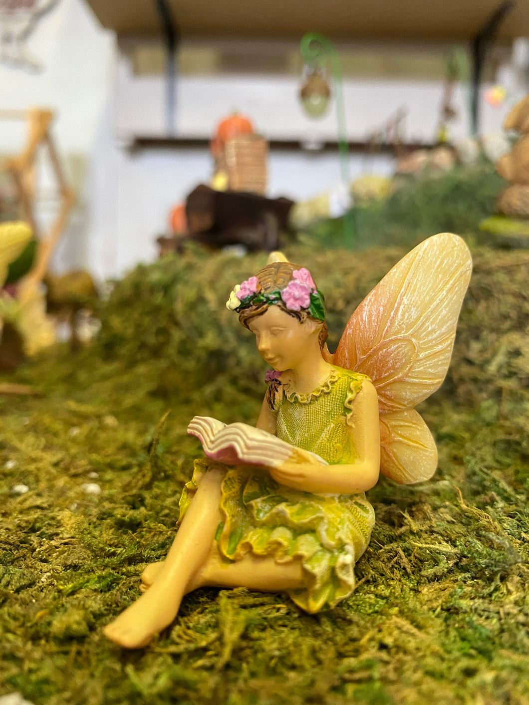 Sweet Fairy Reading a Book Sitting down MG276