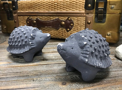 Handmade Cast Iron Hegdehog Animal Figurine Decor Indoor Outdoor