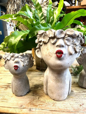 Small Kissing Women cement succulent planter with red lips and glitter