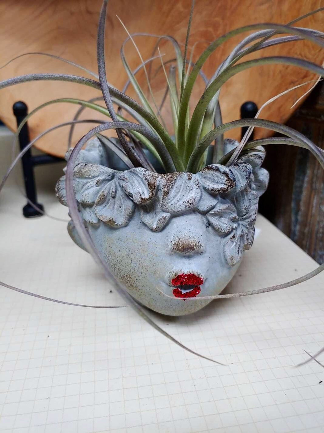 Kissing Face Red Lips Weathered Finish Concrete Head Mini Planter for Succulents