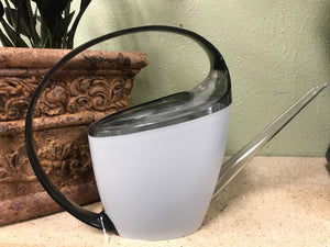 Sleek design lightweight watering can easy handling handle