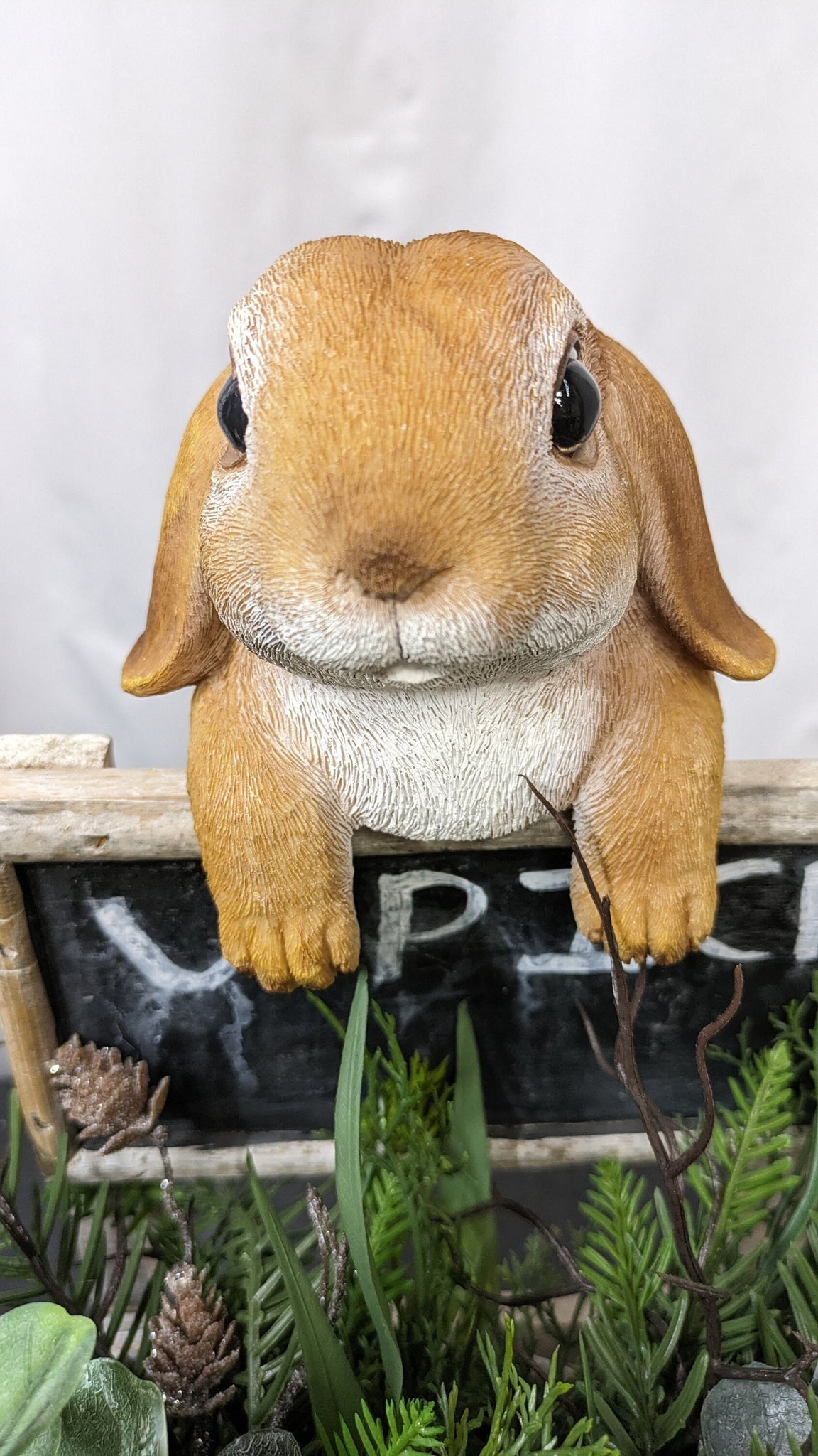 Baby bunny rabbit lifelike resin indoor outdoor railing fence hanger r