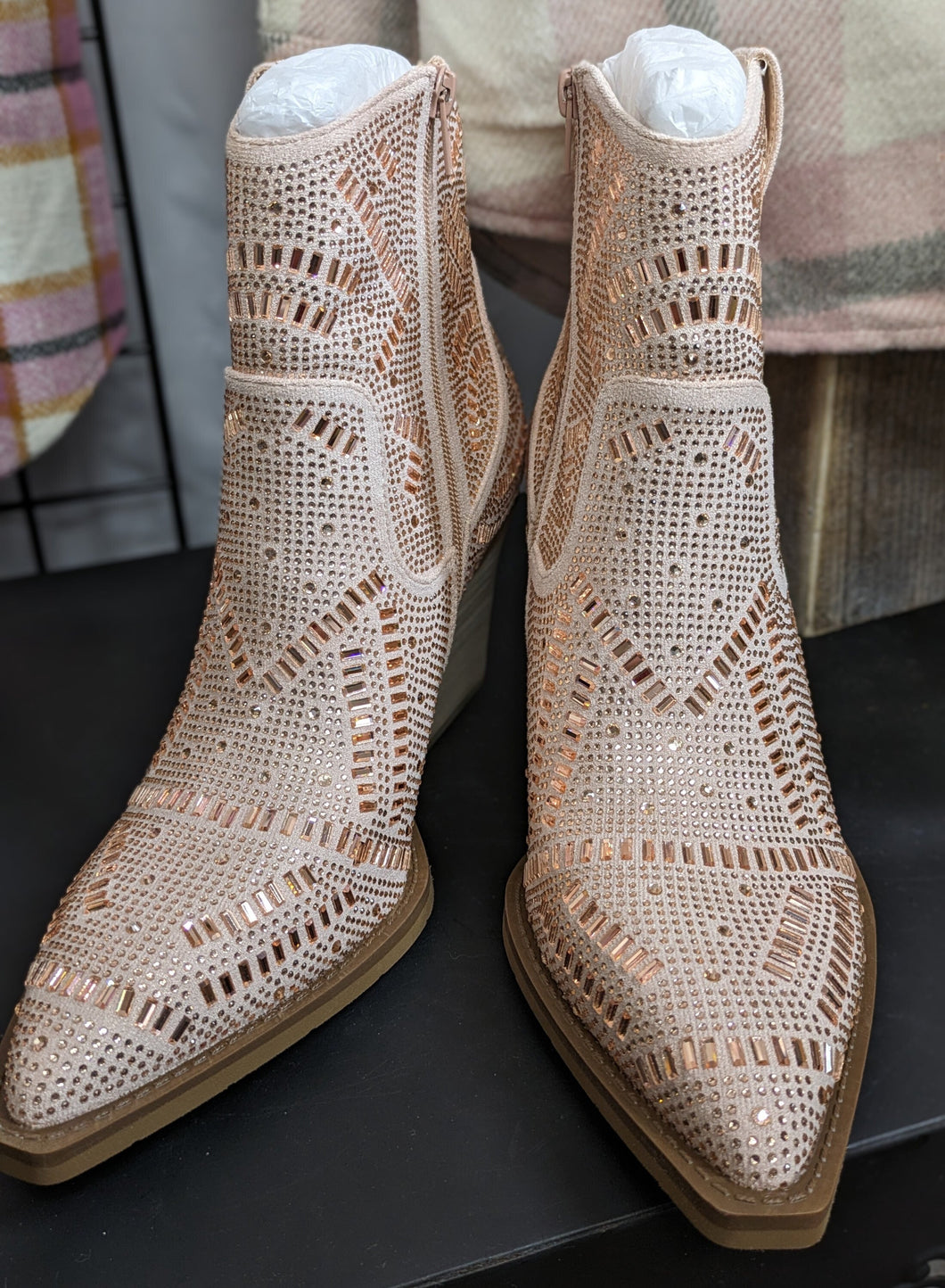 Women's Very G Rose Gold Boots Western Booties
