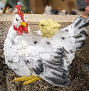 Mother Hen and Baby Chick large and lifelike resin indoor outdoor  Hen lover's gift