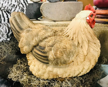 Load image into Gallery viewer, Brown Hen chicken large and lifelike resin indoor outdoor AS IS Hen lover&#39;s gift