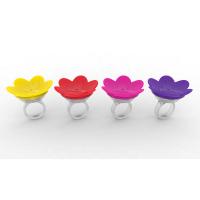 Load image into Gallery viewer, Hand Held Hummingbird Feeder Ring  | Attract Hummingbirds | Wildlife