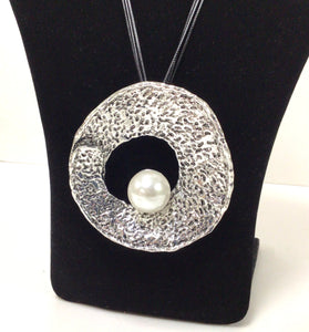 Round Silver Tone Necklace with Large Faux Pearl