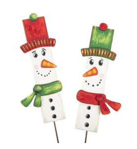 Snowman Plank's  porch planters