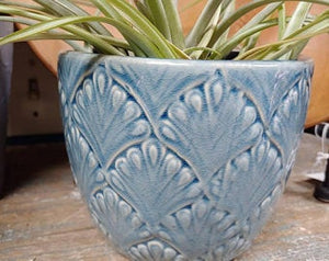 CERAMIC, FAN DESIGN, 5" PLANTER POT, PLANTS NOT INCLUDED. HAS A TEAL-GREY COLORING FOR AN ANTIQUE LOOK. HAS A DRAINAGE HOLE.