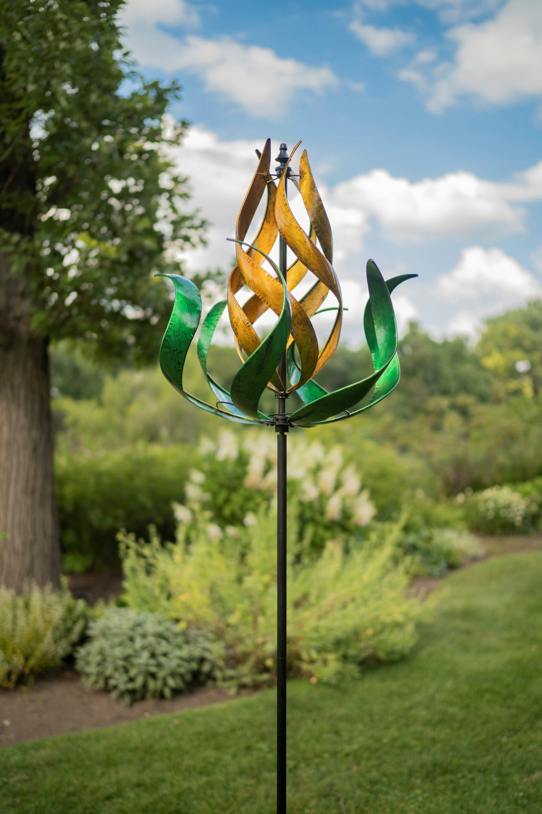 Golden Flames Kinetic Garden Wind Spinner Garden Art Sculpture HH118