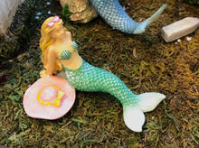 Load image into Gallery viewer, Fairy Garden Mermaid Sunbathing MG294