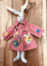 Load image into Gallery viewer, Felted Bunnies Easter Springtime Decoration